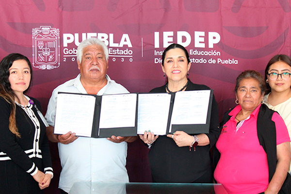 Ampliar oportunidades educativas mediante colaboración municipal

